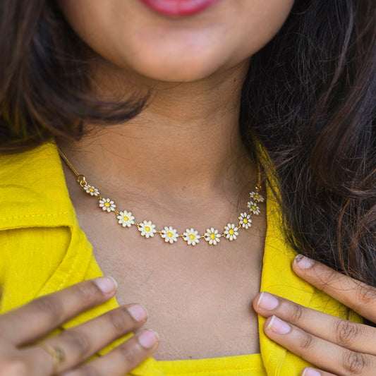 Sunflower Necklace - Gold