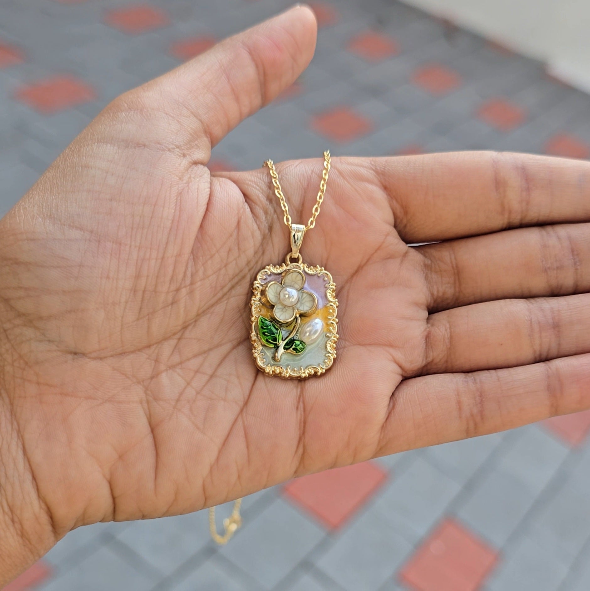 Framed Daisy Pendant