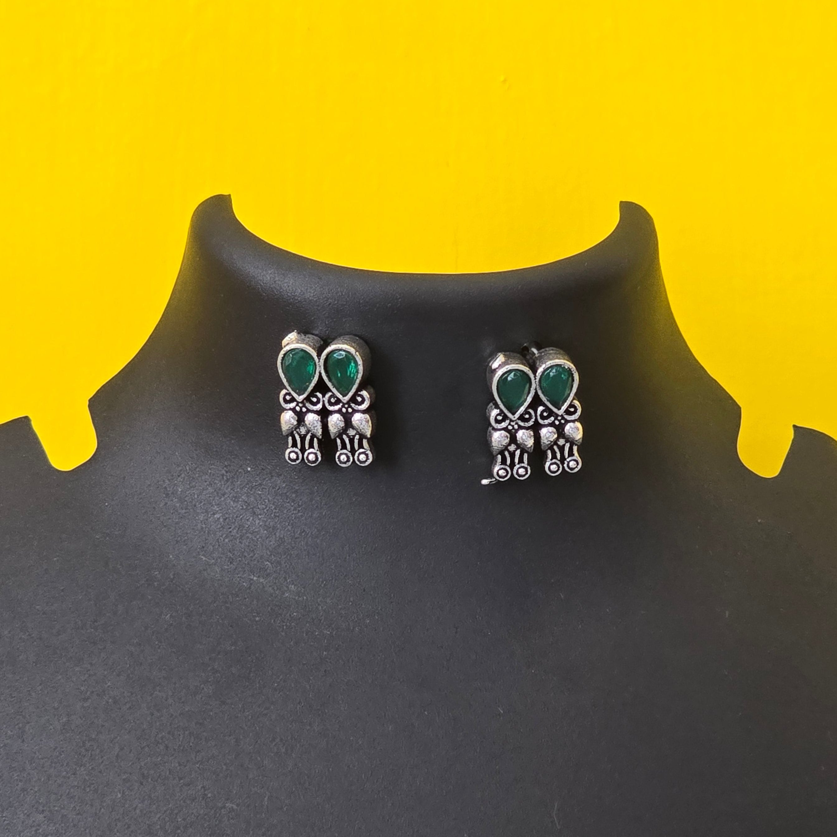 Emerald Fringe Necklace