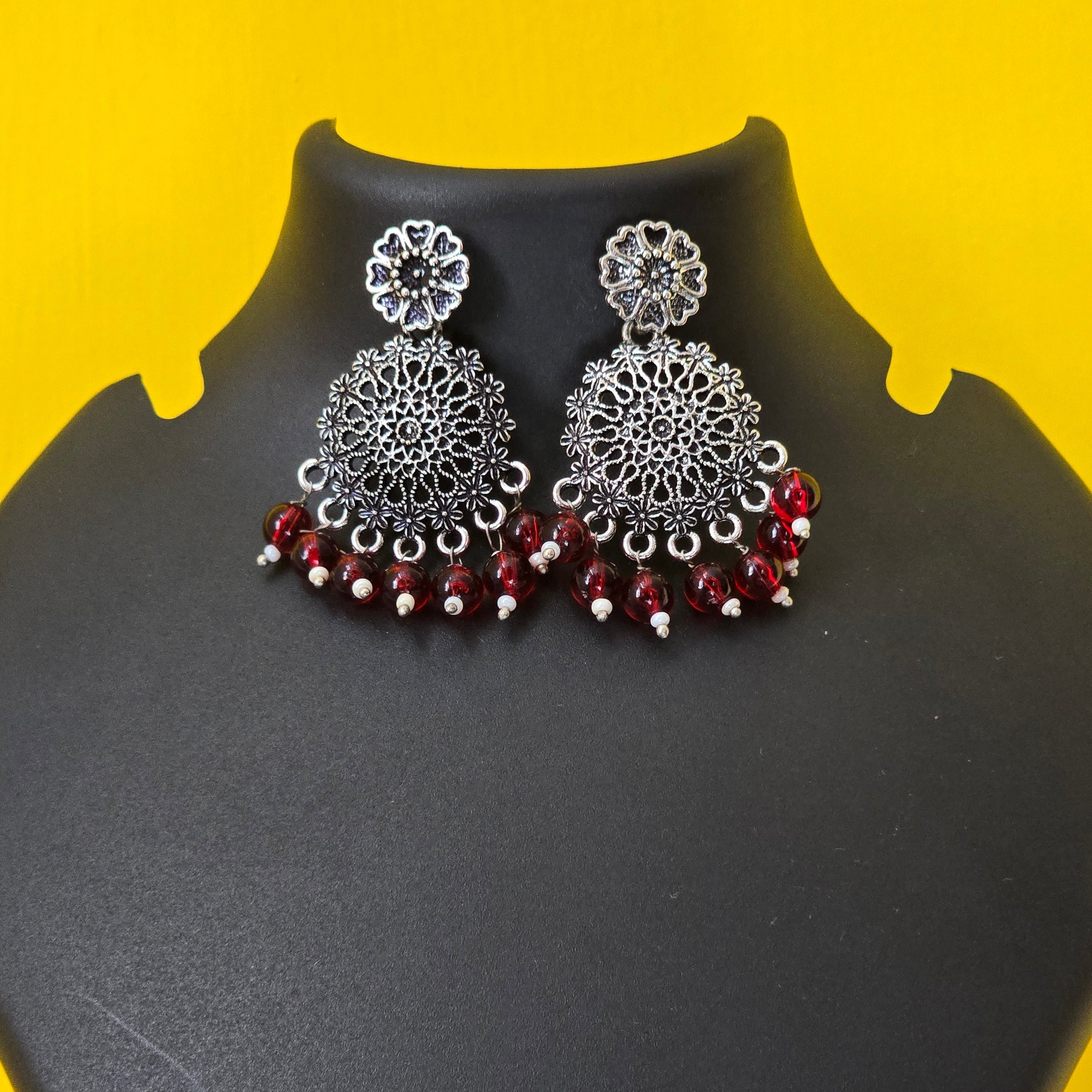 Mandala Chandbaali - Maroon