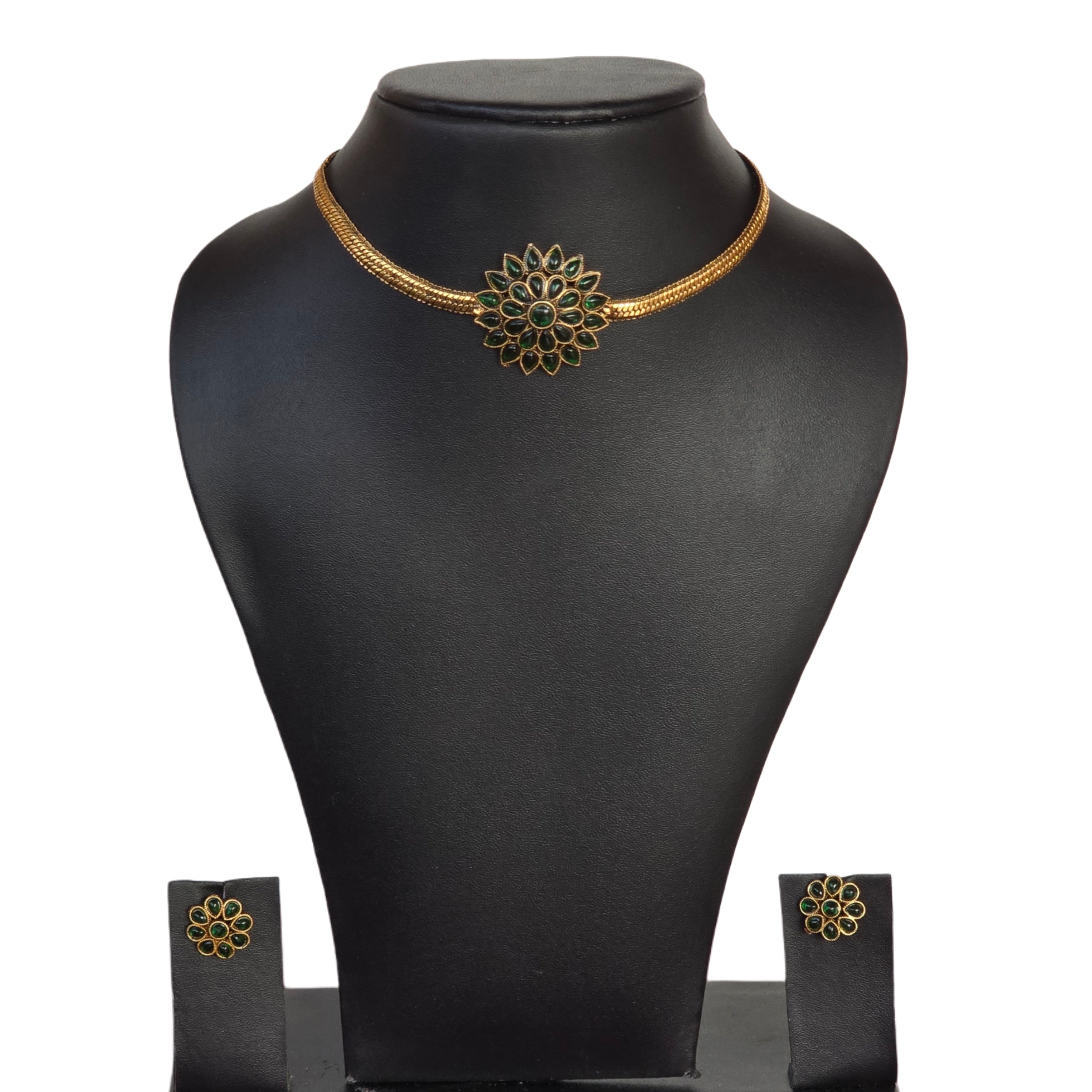 Green Floral Choker Set