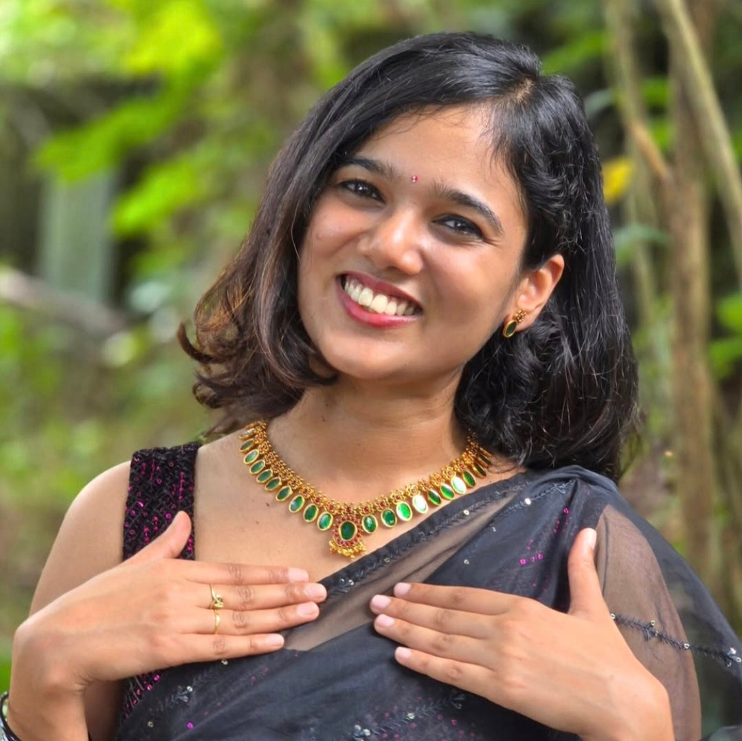 Emerald Drop Temple Necklace Set